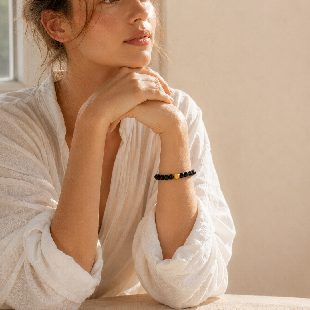 Obsidian Guardia Luster Bracelet